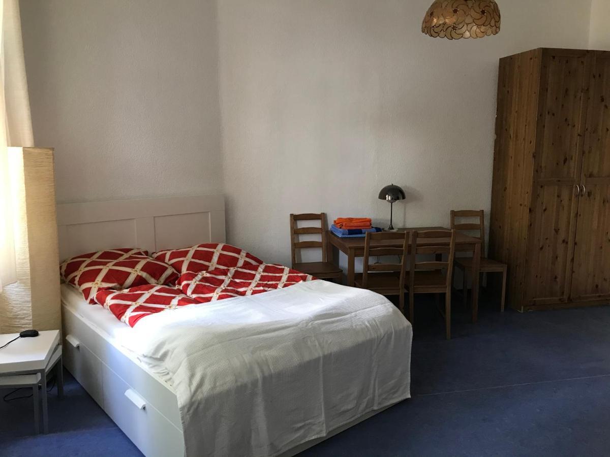 Klein App In Alt - Tegel Apartman Berlin Kültér fotó